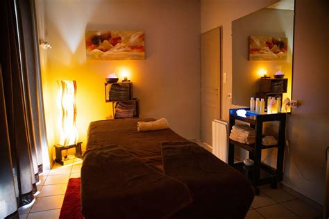 Massage sensuel complet du corps Maison de prostitution Rédange sur Attert